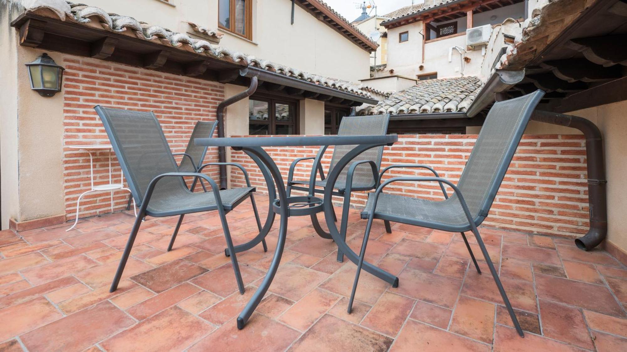 Apartamentos Las Teresitas Junto A La Catedral Toledo Bagian luar foto